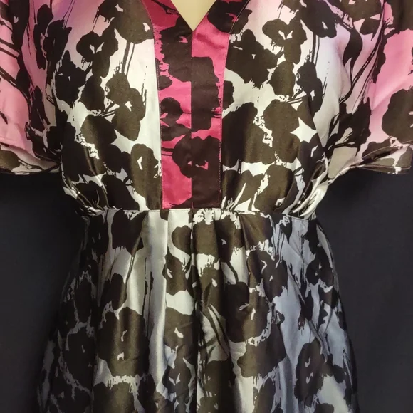 Motherhood Maternity Top Size Medium - Picture 4 of 9